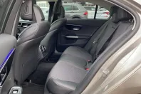 Mercedes-Benz C 300 (Clasa C) din 2025 cu 10.100 km - oferta MER243681 - foto 8