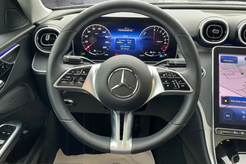Mercedes-Benz C 300 (Clasa C) din 2025 cu 10.100 km - oferta MER243681 - foto 14