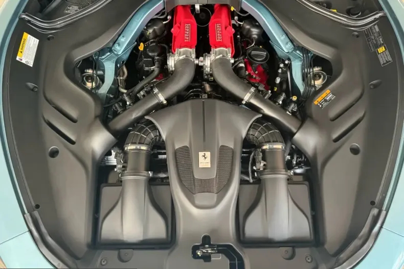 Ferrari Roma din 2025 cu 1.300 km - oferta FER243685 - foto 31