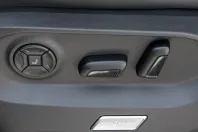 Volkswagen Touareg din 2025 cu 9.999 km - oferta VOL243695 - foto 8