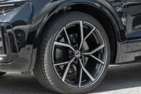 Volkswagen Touareg din 2025 cu 9.999 km - oferta VOL243695 - foto 15