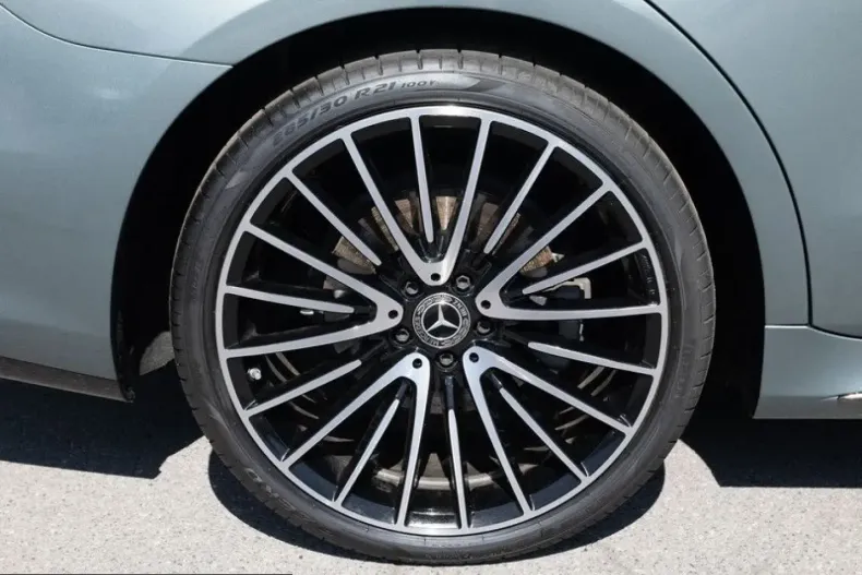 Mercedes-Benz S 350 (Clasa S) din 2025 cu 6.421 km - oferta MER243701 - foto 6
