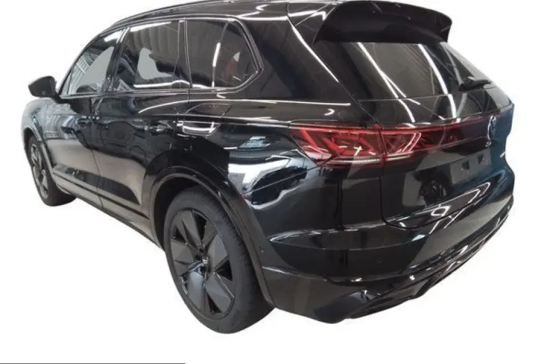 Volkswagen Touareg din 2025 cu 17.320 km - oferta VOL243708 - foto 2