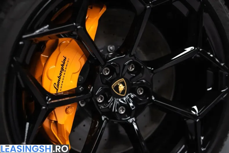 Lamborghini Urus din 2025 cu 8.500 km - oferta LAM243712 - foto 9