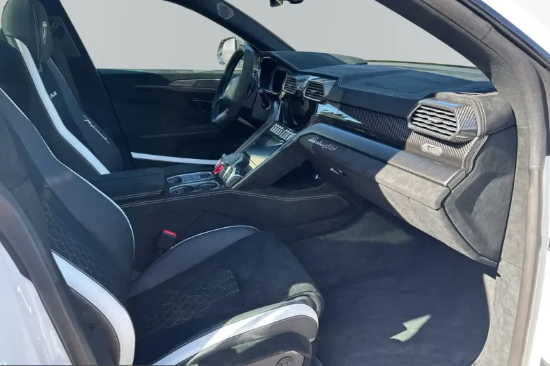Lamborghini Urus din 2025 cu 5.500 km - oferta LAM243714 - foto 9