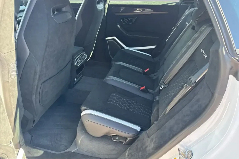Lamborghini Urus din 2025 cu 5.500 km - oferta LAM243714 - foto 10