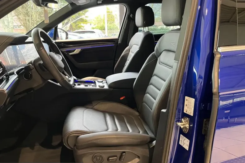 Volkswagen Touareg din 2025 cu 24.972 km - oferta VOL243715 - foto 7