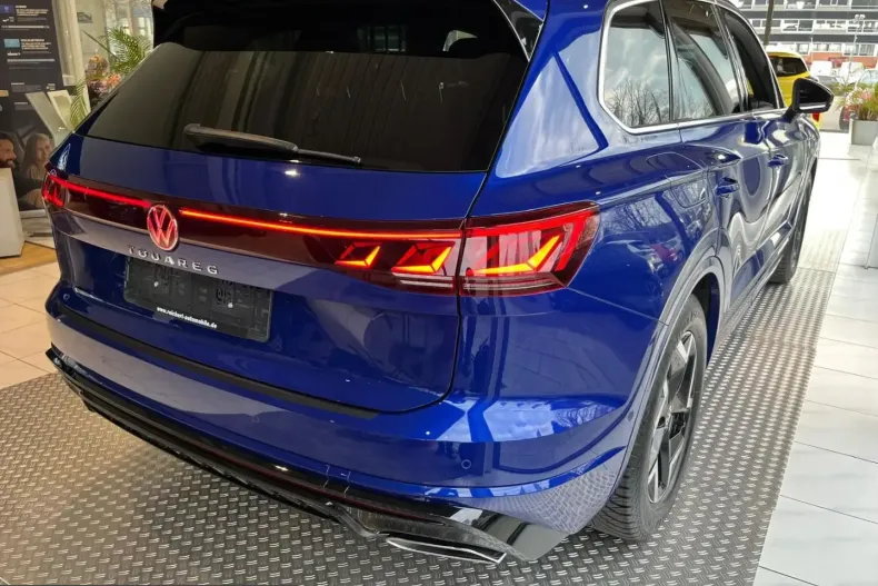 Volkswagen Touareg din 2025 cu 24.972 km - oferta VOL243715 - foto 18