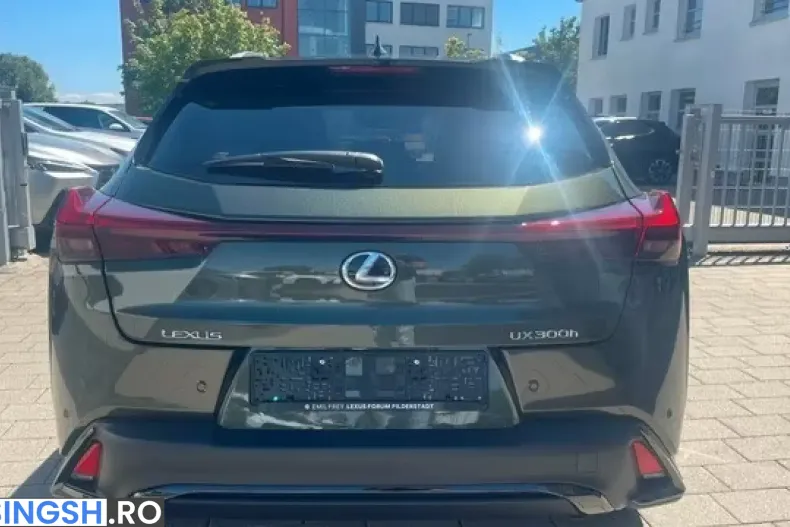 Lexus UX din 2026 cu 51 km - oferta LEX243716 - foto 4