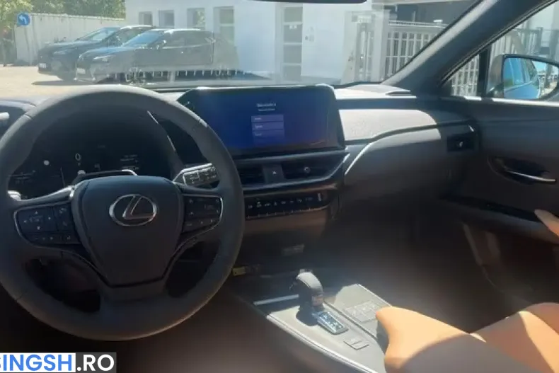 Lexus UX din 2026 cu 51 km - oferta LEX243716 - foto 8