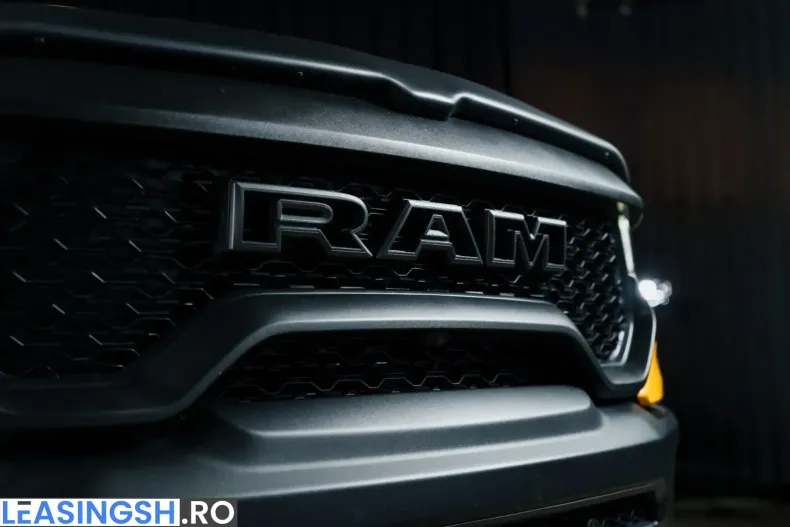 Dodge RAM din 2023 cu 16.400 km - oferta DOD243718 - foto 9