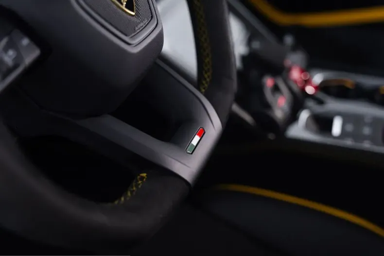Lamborghini Urus din 2025 cu 12.500 km - oferta LAM243719 - foto 36