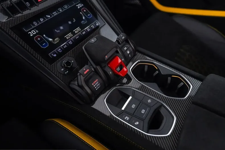 Lamborghini Urus din 2025 cu 12.500 km - oferta LAM243719 - foto 50