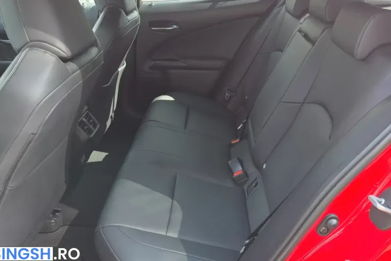 Lexus UX din 2025 cu 4.000 km - oferta LEX243720 - foto 5