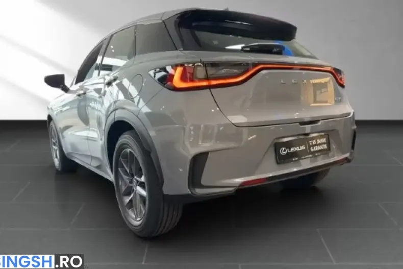 Lexus LBX din 2026 cu 51 km - oferta LEX243726 - foto 5