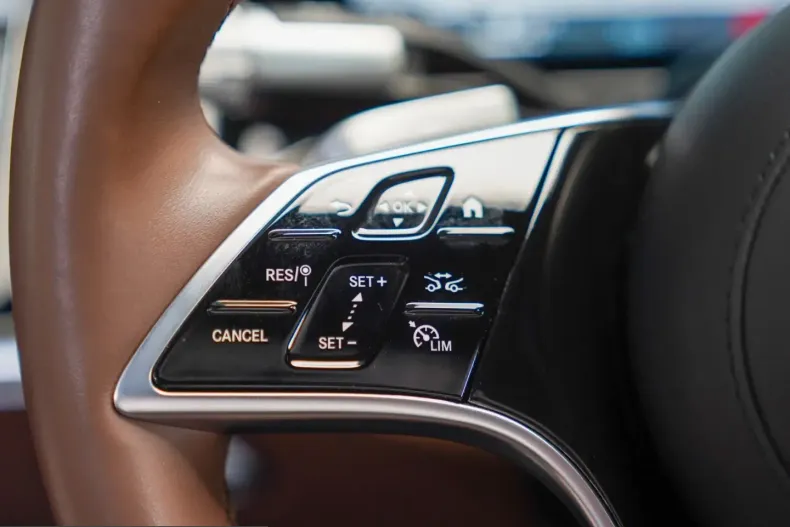 Mercedes-Benz S 680 (Clasa S) din 2024 cu 15.327 km - oferta MER243728 - foto 25