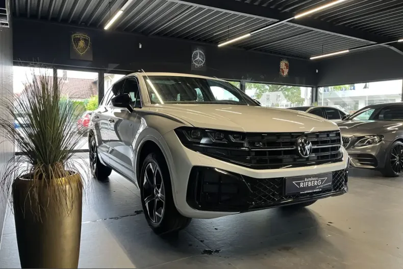 Volkswagen Touareg din 2024 cu 89.000 km - oferta VOL243731 - foto 3