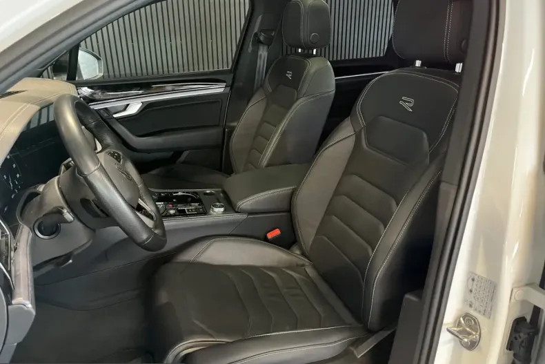 Volkswagen Touareg din 2024 cu 89.000 km - oferta VOL243731 - foto 9