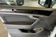 Volkswagen Touareg din 2024 cu 89.000 km - oferta VOL243731 - foto 17