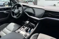 Volkswagen Touareg din 2023 cu 135.082 km - oferta VOL243733 - foto 24