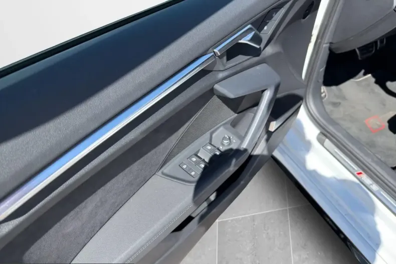 Audi RS3 din 2023 cu 77.937 km - oferta AUD243734 - foto 13