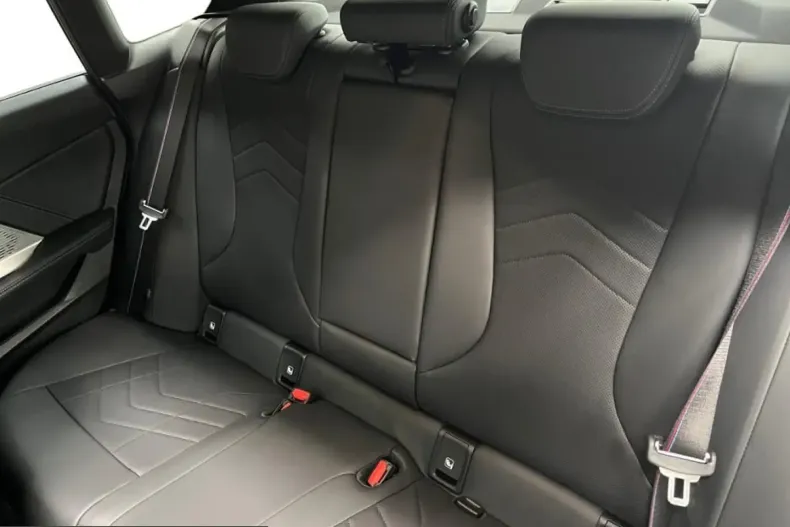 BMW 220 (Seria 2) din 2025 cu 8.836 km - oferta BMW243741 - foto 6