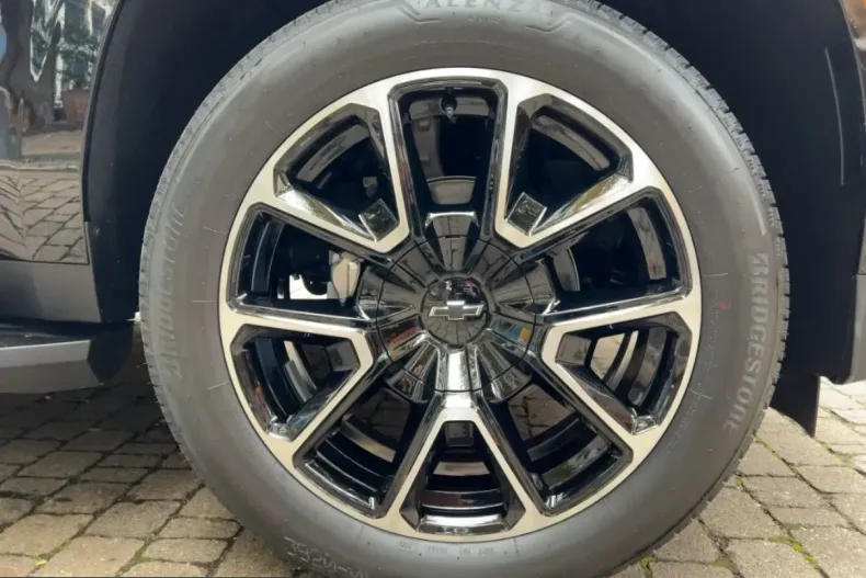 Chevrolet Tahoe din 2025 cu 10.000 km - oferta CHE243743 - foto 7