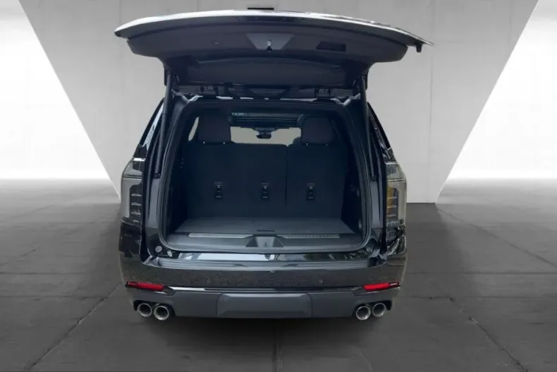 Chevrolet Tahoe din 2025 cu 10.000 km - oferta CHE243743 - foto 12