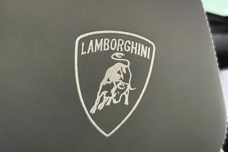 Lamborghini Urus din 2025 cu 22.800 km - oferta LAM243752 - foto 16
