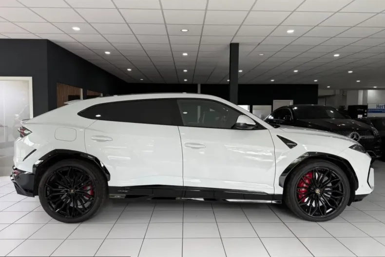 Lamborghini Urus din 2025 cu 22.800 km - oferta LAM243752 - foto 23