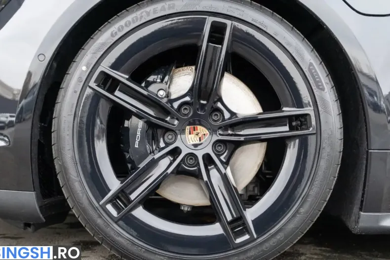 Porsche Taycan din 2025 cu 25.000 km - oferta POR243755 - foto 7
