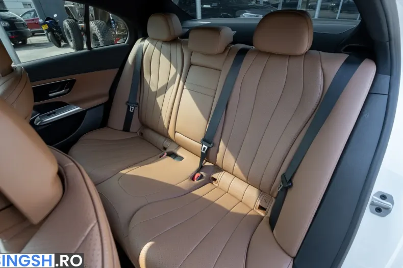 Mercedes-Benz E 450 (Clasa E) din 2024 cu 37.000 km - oferta MER243756 - foto 28