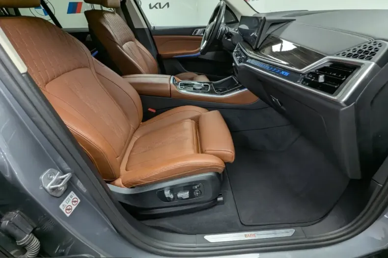 BMW X5 (Seria X) din 2023 cu 85.882 km - oferta BMW243757 - foto 6