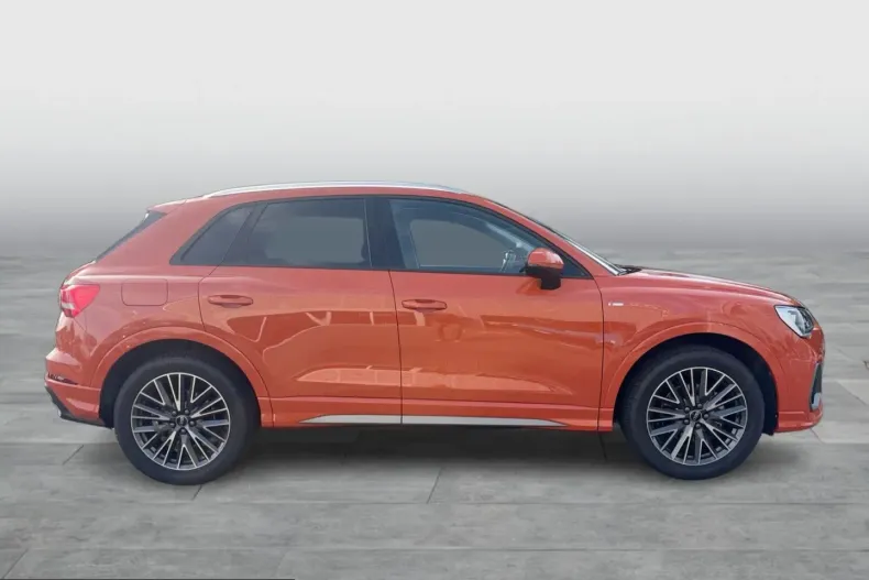 Audi Q3 din 2025 cu 2.876 km - oferta AUD243762 - foto 6