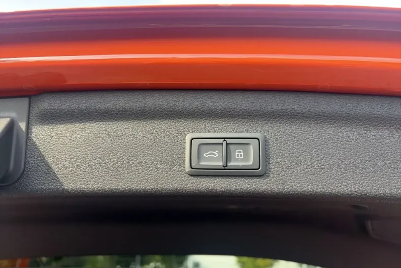 Audi Q3 din 2025 cu 2.876 km - oferta AUD243762 - foto 14