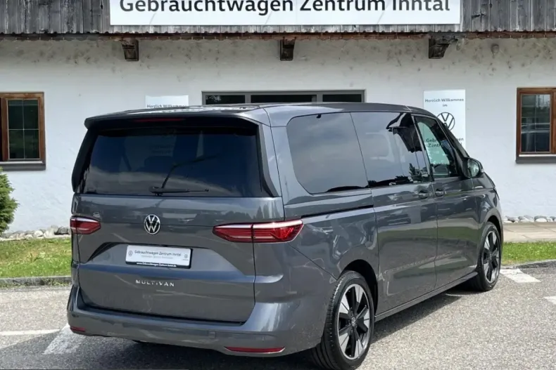 Volkswagen T7 Multivan din 2025 cu 48.000 km - oferta VOL243766 - foto 3