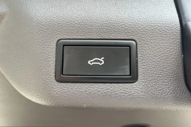 Volkswagen T7 Multivan din 2025 cu 48.000 km - oferta VOL243766 - foto 7