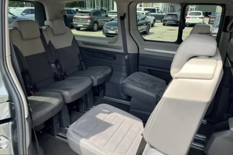 Volkswagen T7 Multivan din 2025 cu 48.000 km - oferta VOL243766 - foto 10