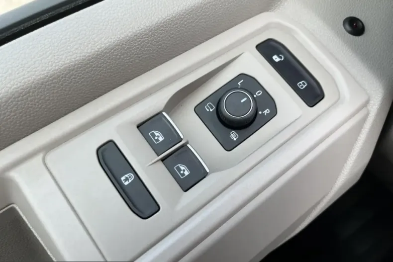 Volkswagen T7 Multivan din 2025 cu 48.000 km - oferta VOL243766 - foto 15