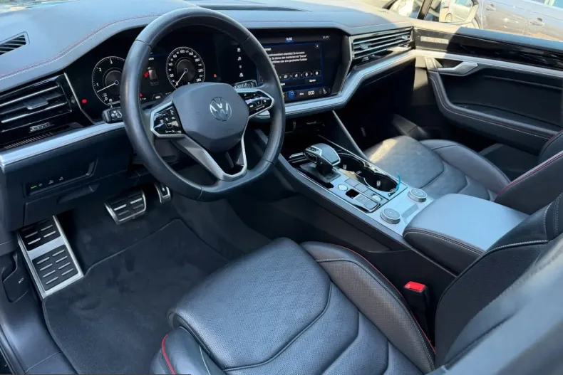 Volkswagen Touareg din 2023 cu 114.706 km - oferta VOL243768 - foto 12