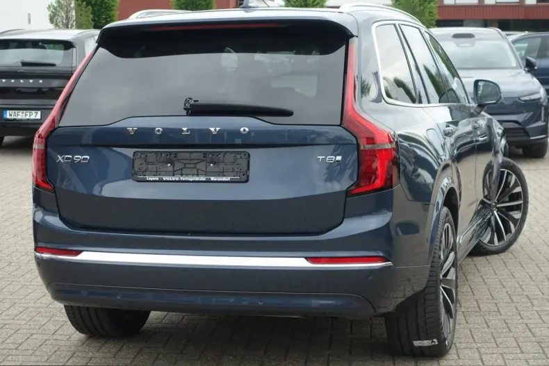 Volvo XC90 din 2025 cu 15.600 km - oferta VOL243769 - foto 4