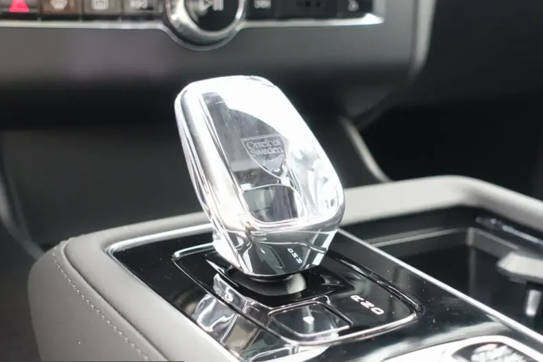 Volvo XC90 din 2025 cu 15.600 km - oferta VOL243769 - foto 12