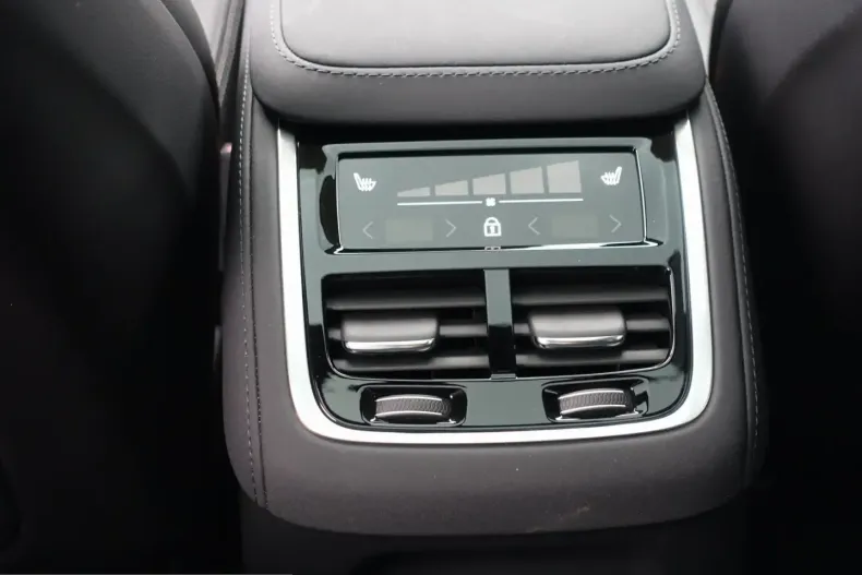 Volvo XC90 din 2025 cu 15.600 km - oferta VOL243769 - foto 20