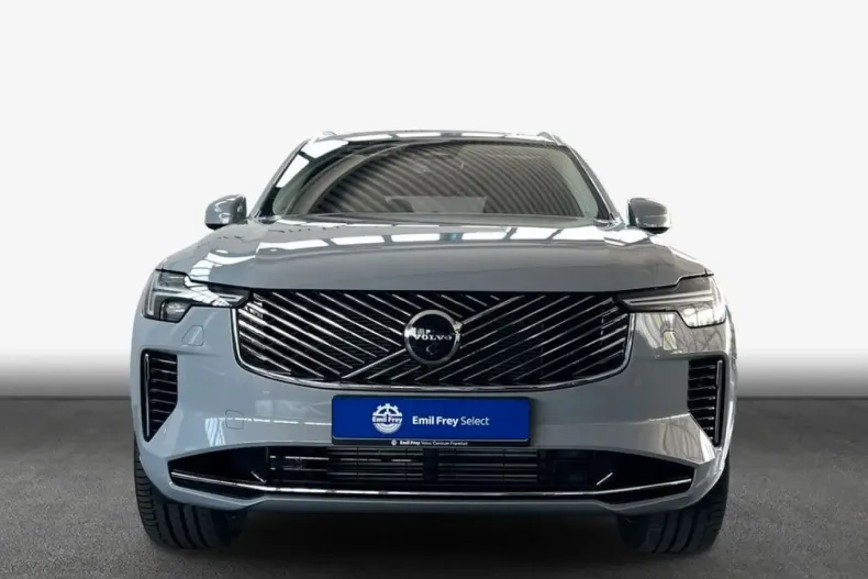 Volvo XC90 din 2025 cu 32.533 km - oferta VOL243776 - foto 2