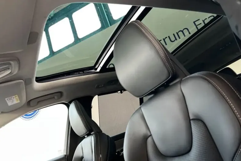 Volvo XC90 din 2025 cu 32.533 km - oferta VOL243776 - foto 15