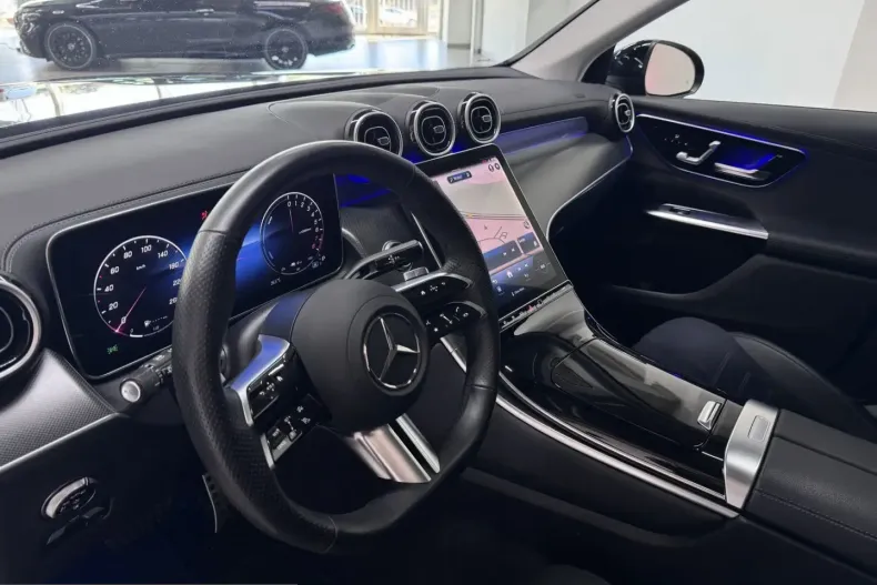 Mercedes-Benz GLC 400 (Clasa GLC) din 2023 cu 46.773 km - oferta MER243780 - foto 11