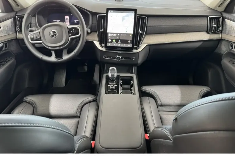 Volvo XC90 din 2025 cu 19.325 km - oferta VOL243782 - foto 6