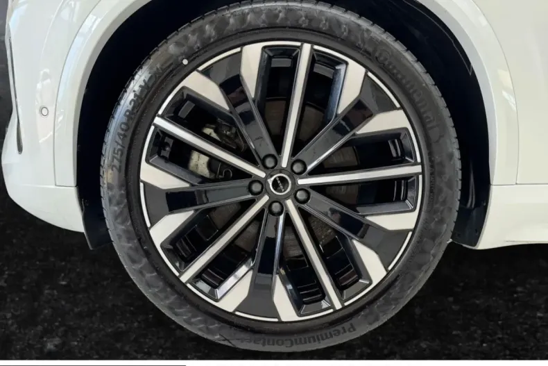 Volvo XC90 din 2025 cu 19.325 km - oferta VOL243782 - foto 19