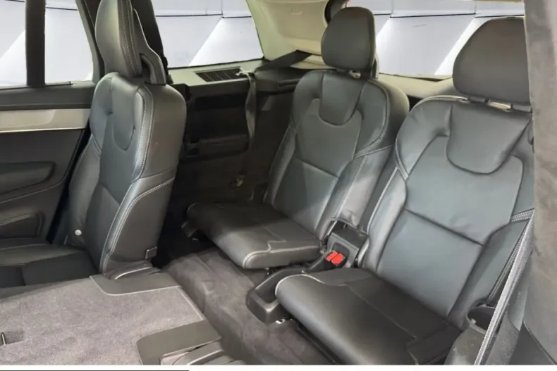 Volvo XC90 din 2025 cu 19.325 km - oferta VOL243782 - foto 21