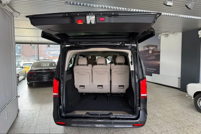 Mercedes-Benz V 300 (Clasa V) din 2023 cu 81.046 km - oferta MER243794 - foto 8